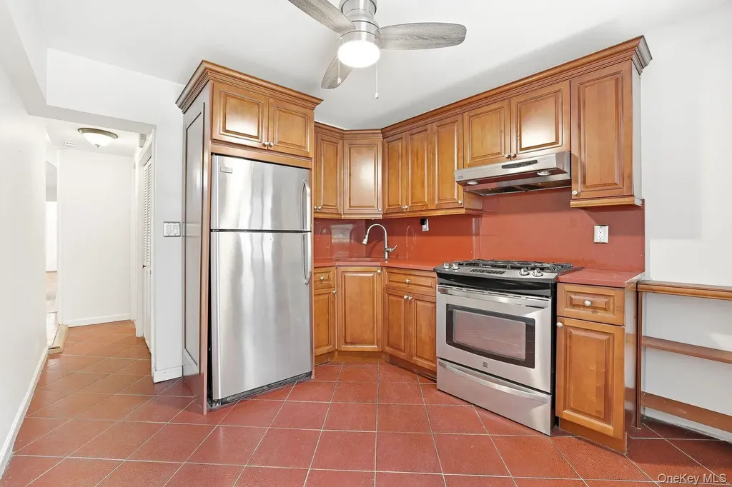 4223 Digney Avenue Bronx NY 10466
