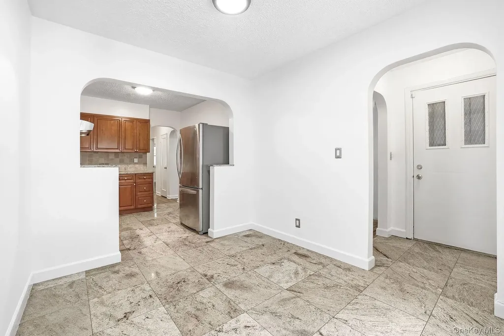 4223 Digney Avenue Bronx NY 10466