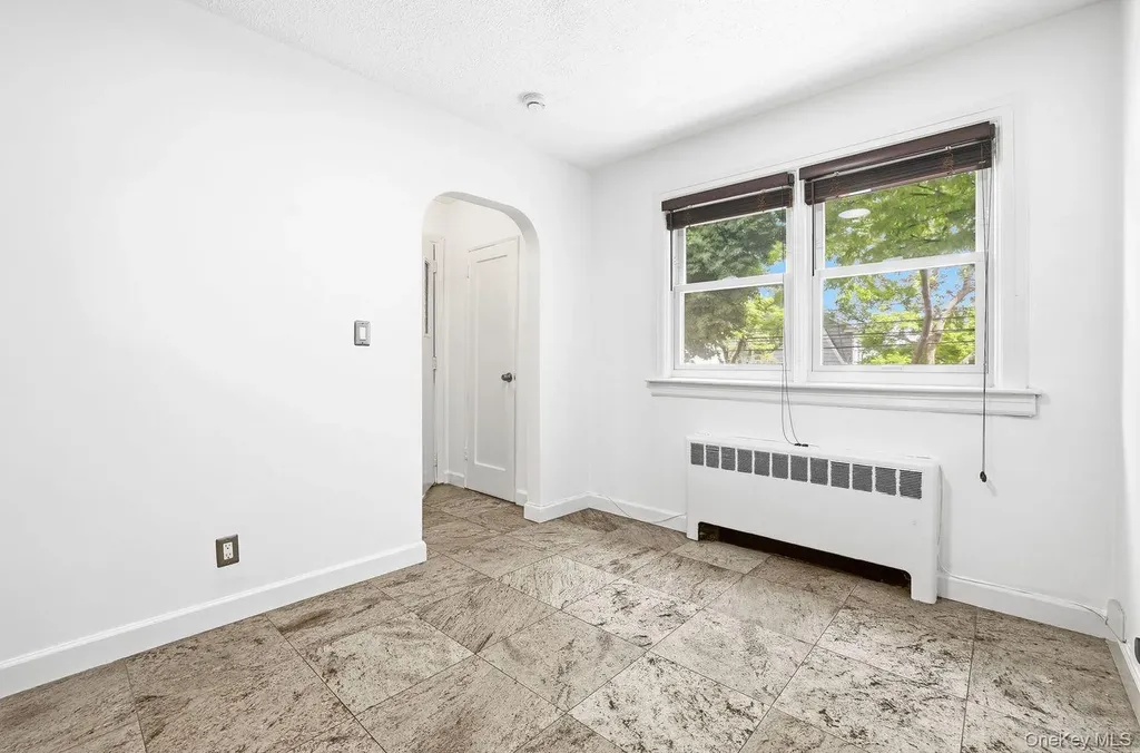 4223 Digney Avenue Bronx NY 10466