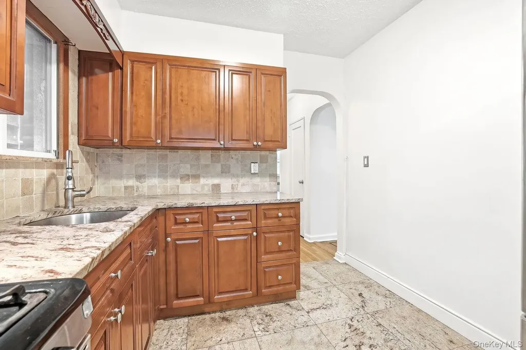 4223 Digney Avenue Bronx NY 10466
