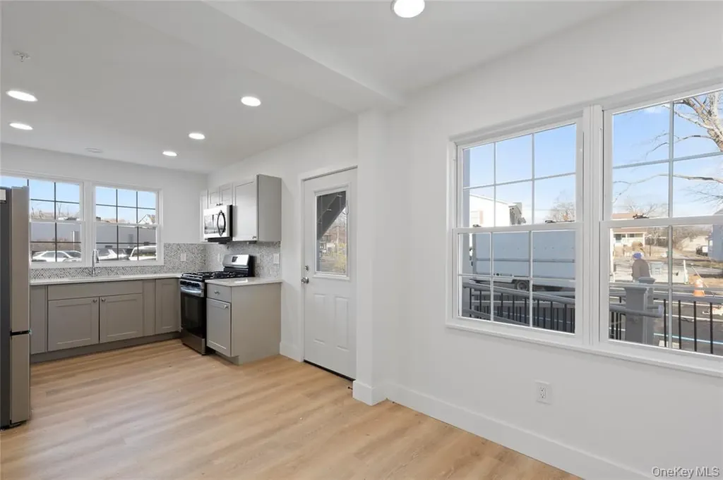 9 Lagrange Avenue Poughkeepsie NY 12603