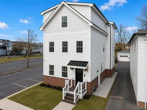 9 Lagrange Avenue Poughkeepsie NY 12603