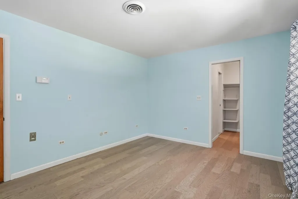 21 Vail Road Poughkeepsie NY 12603