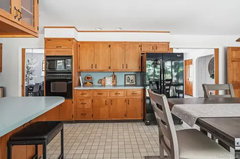 21 Vail Road Poughkeepsie NY 12603