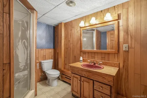 21 Vail Road Poughkeepsie NY 12603