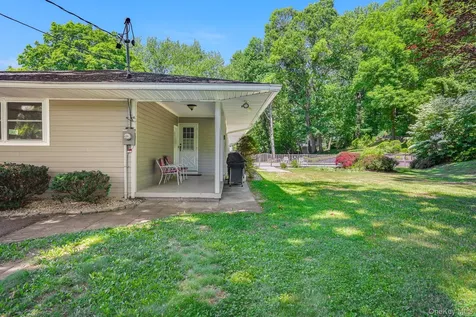 21 Vail Road Poughkeepsie NY 12603