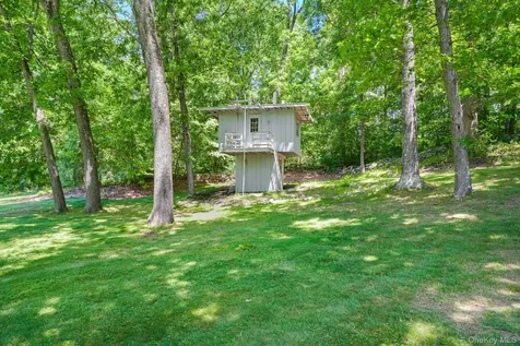 21 Vail Road Poughkeepsie NY 12603