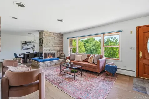21 Vail Road Poughkeepsie NY 12603