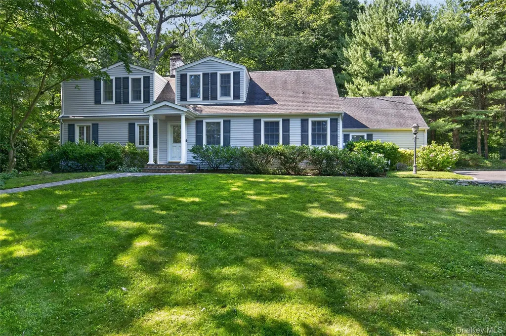 2108 Edge Road Muttontown NY 11791