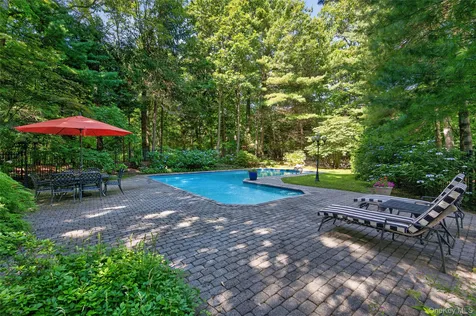 2108 Edge Road Muttontown NY 11791