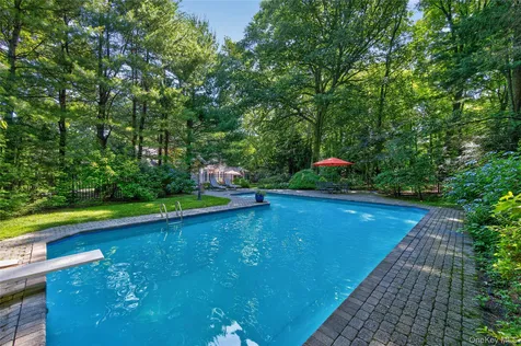 2108 Edge Road Muttontown NY 11791