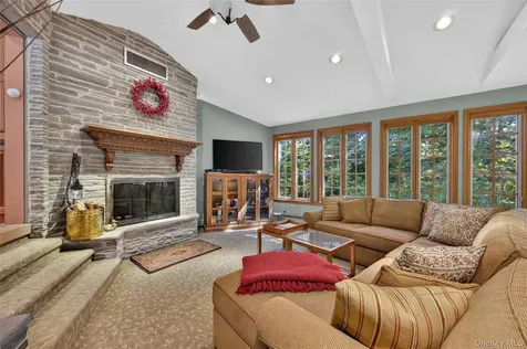 2108 Edge Road Muttontown NY 11791