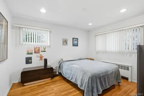 26 Sheridan Street Old Bethpage NY 11804