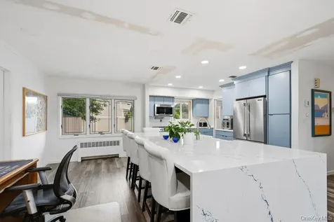 26 Sheridan Street Old Bethpage NY 11804