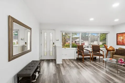 26 Sheridan Street Old Bethpage NY 11804