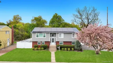 226 Princess Street Hicksville NY 11801