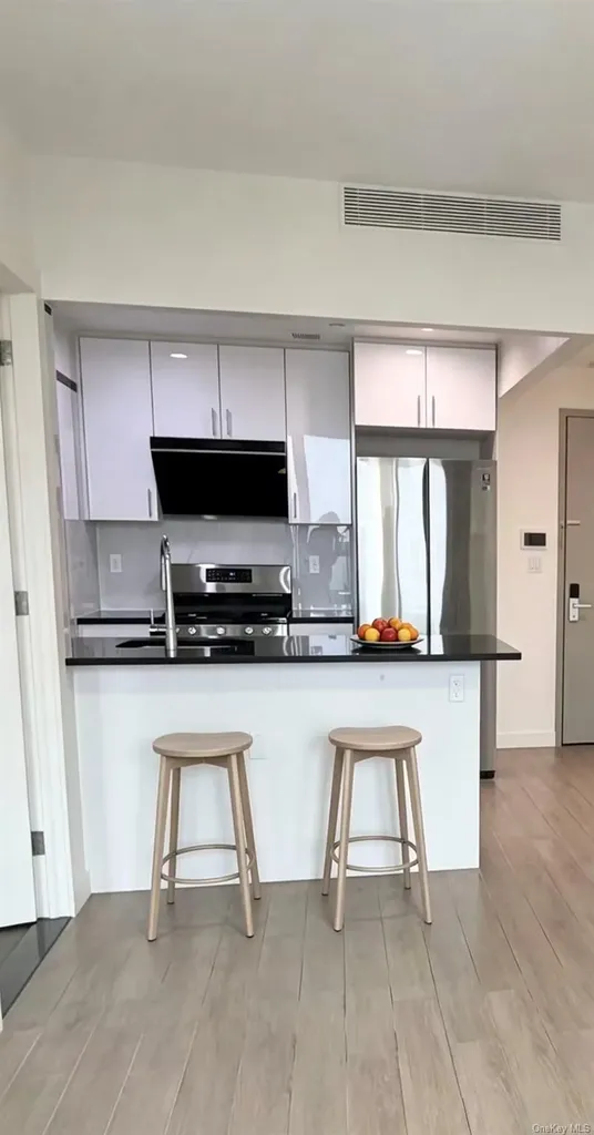 144-27 Sanford Avenue Flushing NY 11355