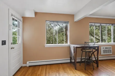 8 North James Street Peekskill NY 10566