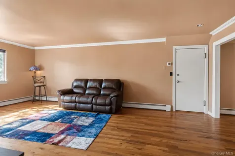 8 North James Street Peekskill NY 10566