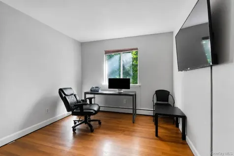 8 North James Street Peekskill NY 10566