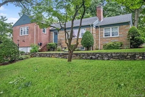 54 Park Circle White Plains NY 10603