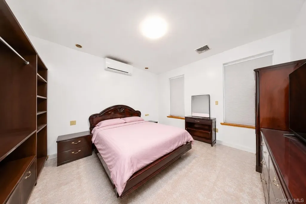 1432 70th Street Brooklyn NY 11228