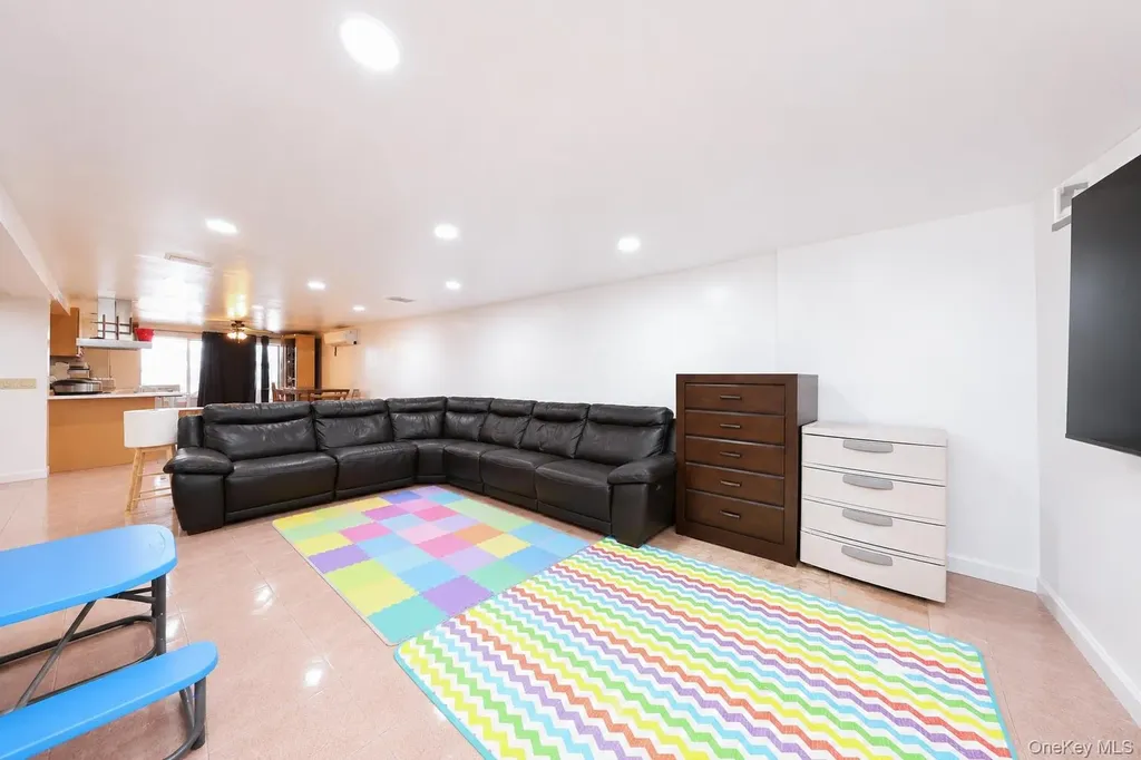 1432 70th Street Brooklyn NY 11228