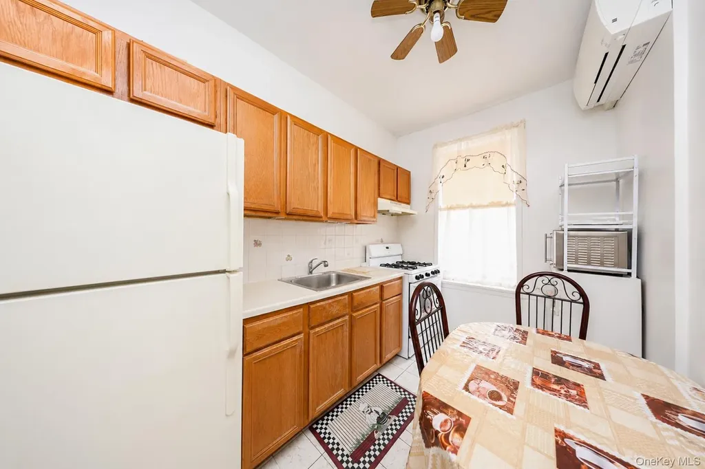 1432 70th Street Brooklyn NY 11228