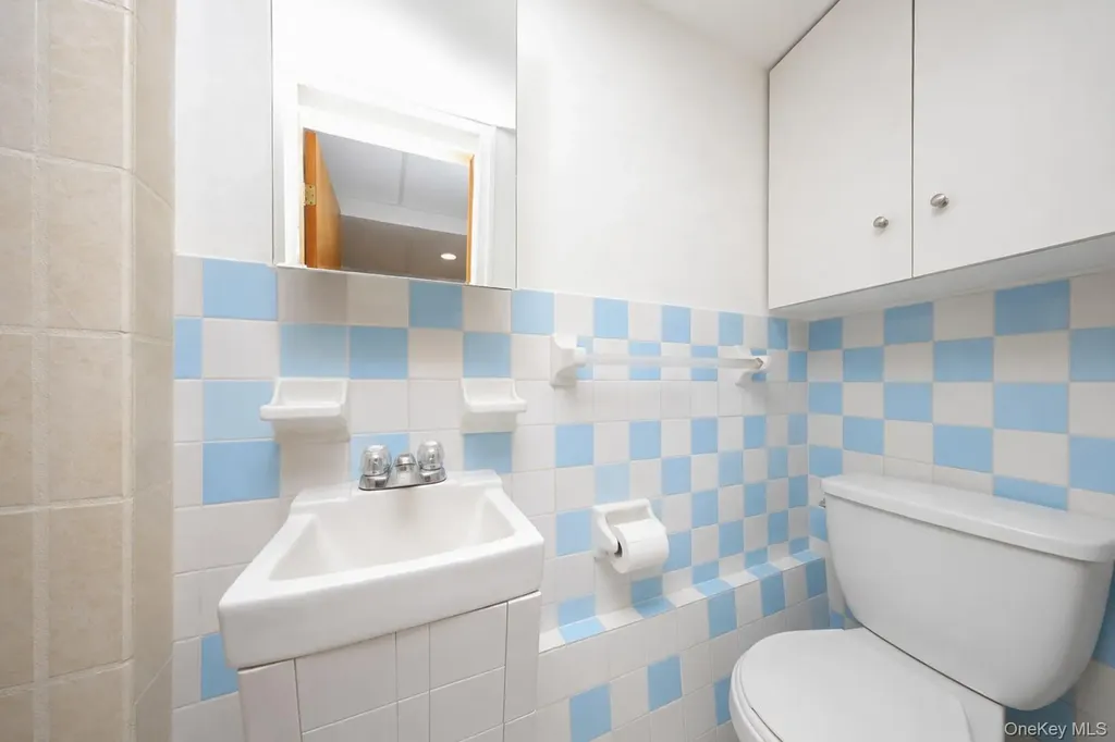1432 70th Street Brooklyn NY 11228