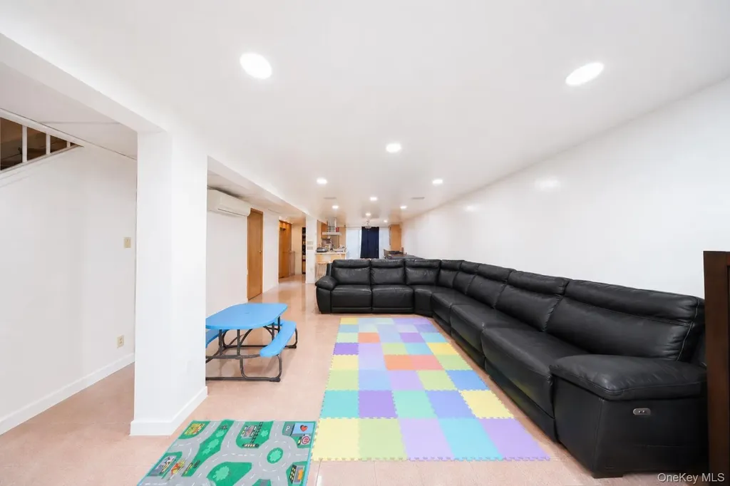 1432 70th Street Brooklyn NY 11228