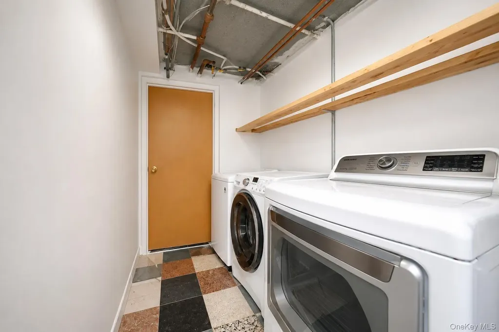 1432 70th Street Brooklyn NY 11228