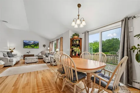 2590 Darnley Place Yorktown Heights NY 10598