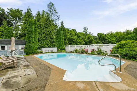 2590 Darnley Place Yorktown Heights NY 10598