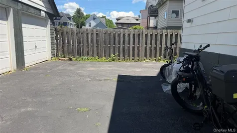 417 Baker Street Poughkeepsie NY 12603