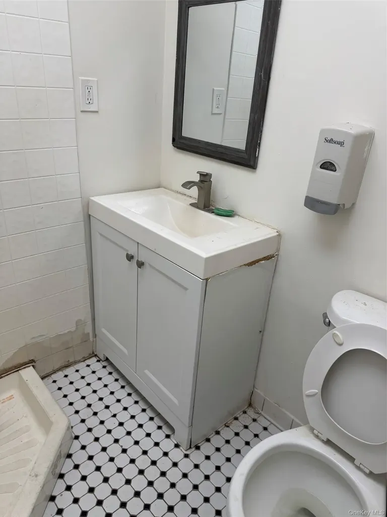 9049 Springfield Boulevard Queens Village NY 11428