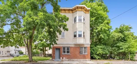 113 Herriot Street Yonkers NY 10701