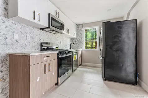 113 Herriot Street Yonkers NY 10701