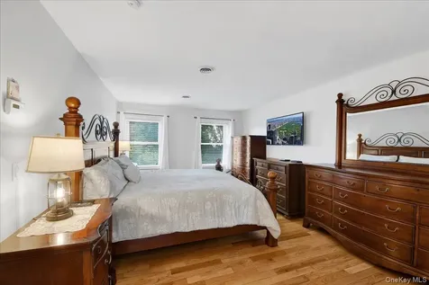 68 Bolton Avenue White Plains NY 10605