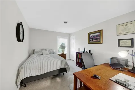 68 Bolton Avenue White Plains NY 10605