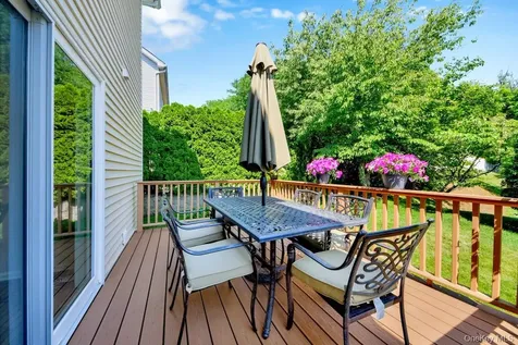 68 Bolton Avenue White Plains NY 10605
