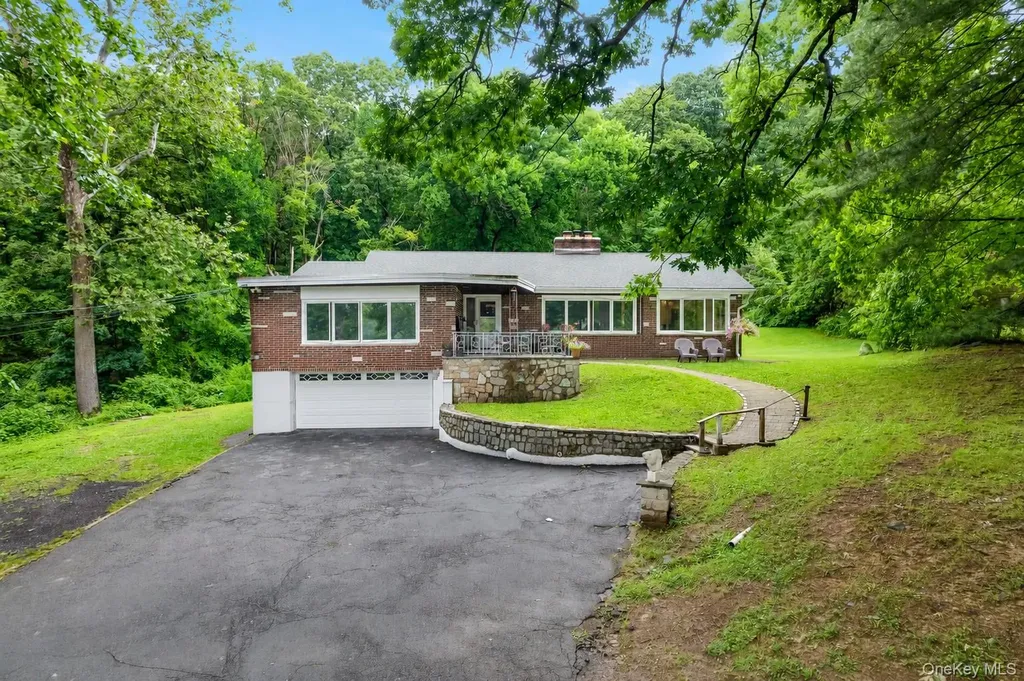 142 Westchester Avenue Buchanan NY 10511