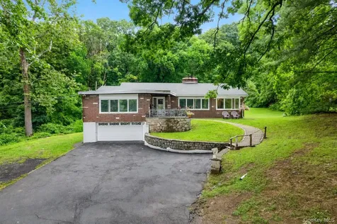 142 Westchester Avenue Buchanan NY 10511