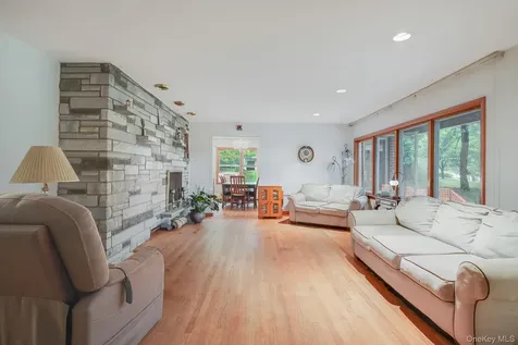 142 Westchester Avenue Buchanan NY 10511