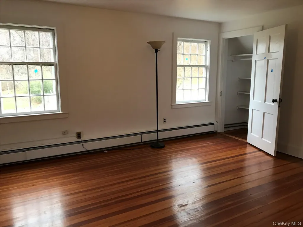 23 Lloyd Harbor Road Lloyd Harbor NY 11743