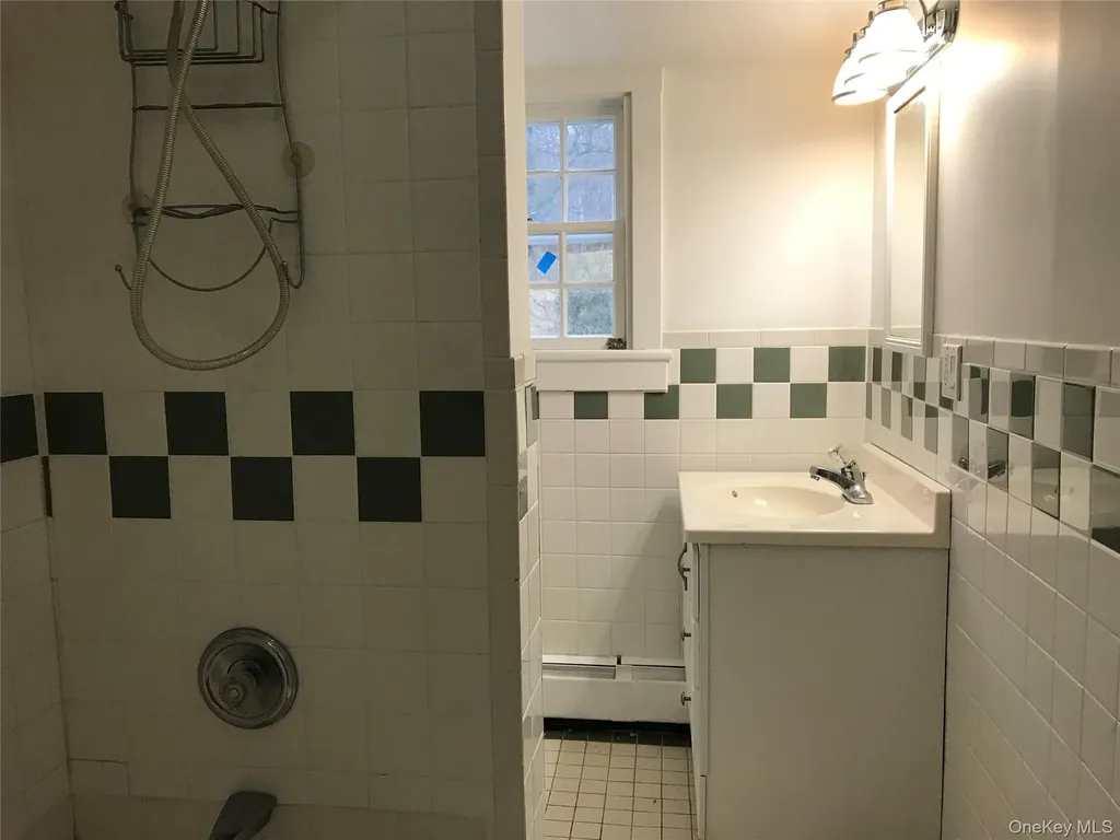 23 Lloyd Harbor Road Lloyd Harbor NY 11743