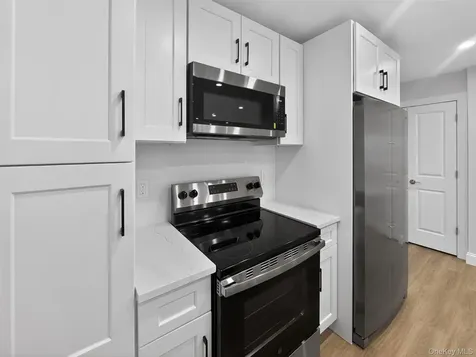 15 Hooker Street Kingston NY 12401