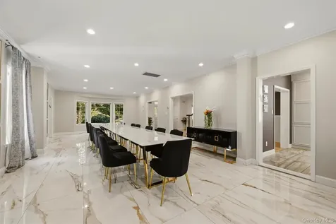 281 Phillips Hill Road New City NY 10956
