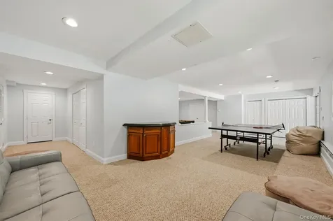 281 Phillips Hill Road New City NY 10956