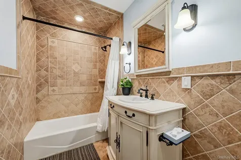281 Phillips Hill Road New City NY 10956