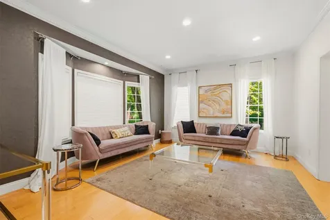 281 Phillips Hill Road New City NY 10956